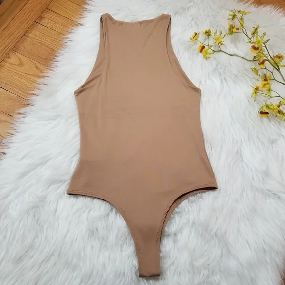 gaze Bodysuit High Neck Color Tan SIZE S. - Picture 9 of 17